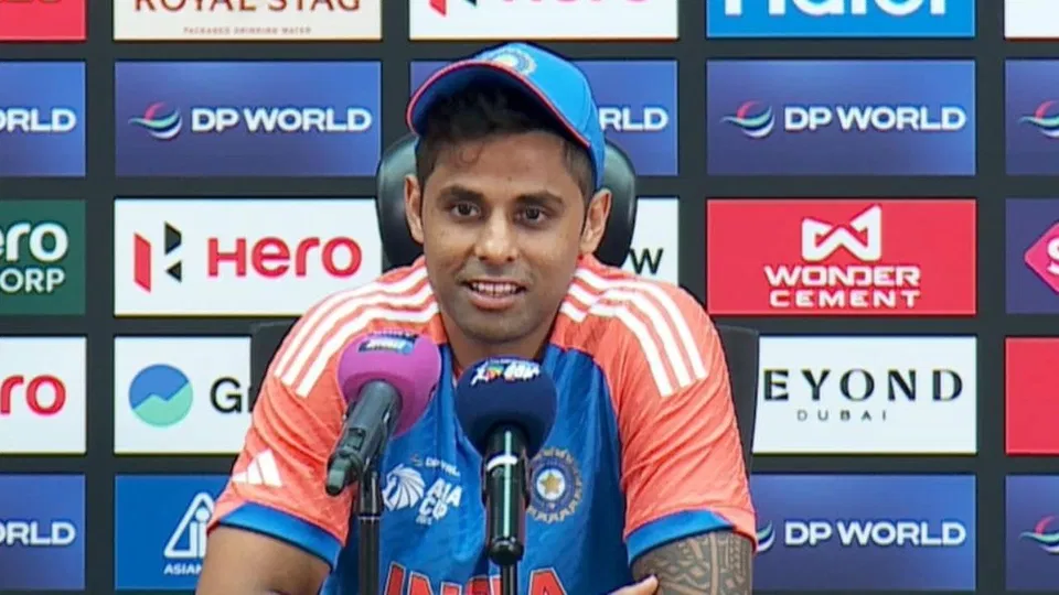 क्या T20 विश्व कप 2026 के मुक़ाबले में पाकिस्तान से हाथ मिलाएगी टीम इंडिया? सूर्या ने दिया जवाब... 